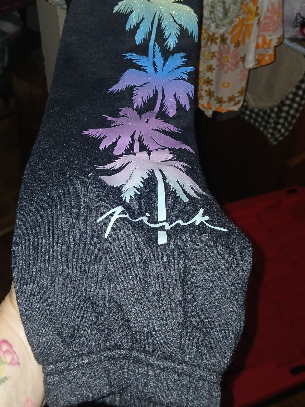 VS PINK SWEATPANTS